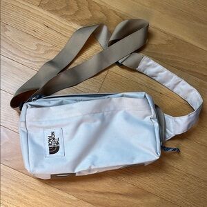 The North Face Cream and Tan Belt Bag with Adjustable Strap